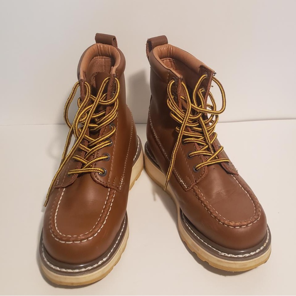 Unisex Brown Lace-Up Boots (Size 8W/6.5M)